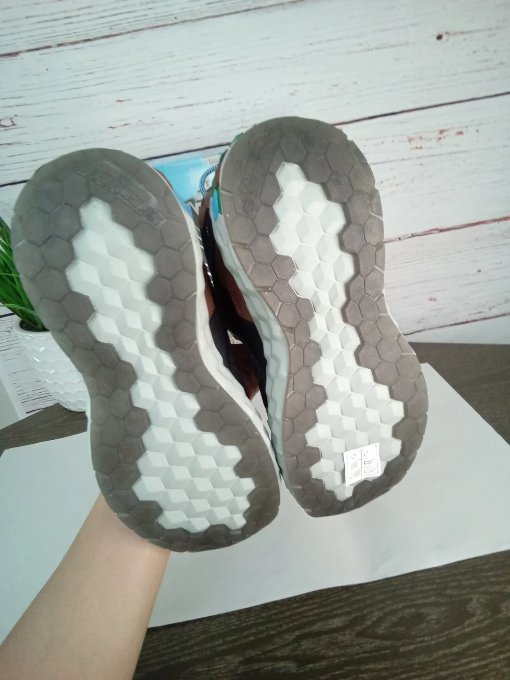 NWT Skechers Mega-Craft 2.0 Minecraft Water Repellent Boots Kids Size 4